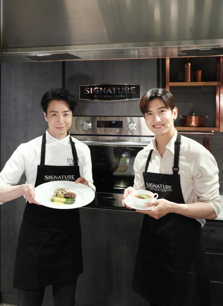 주제와 관련된 참고 사진: Son Jong-won and Max Changmin for LG